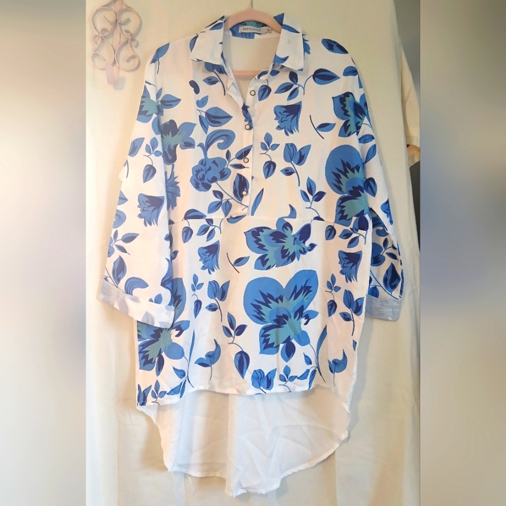 MISSLOOK Blue and White Floral Shirt